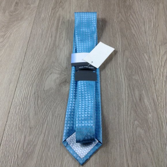 Van Heusen Aqua Circle Pattern Air Tie - Picture 3 of 3